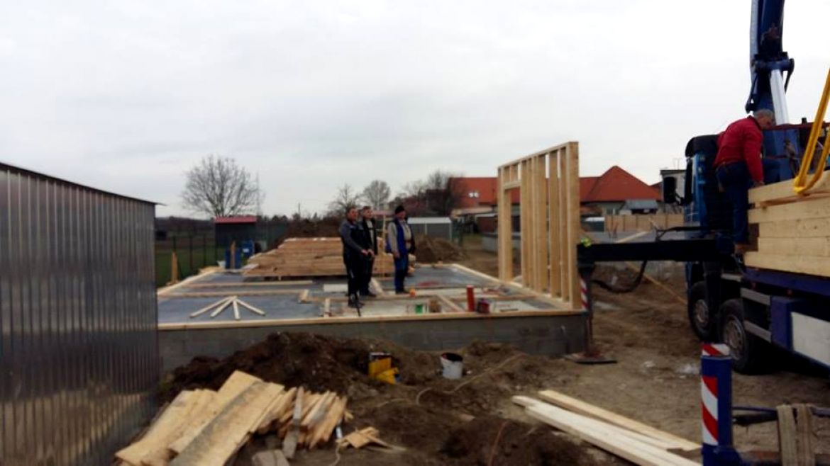 montované domy - Zavar
