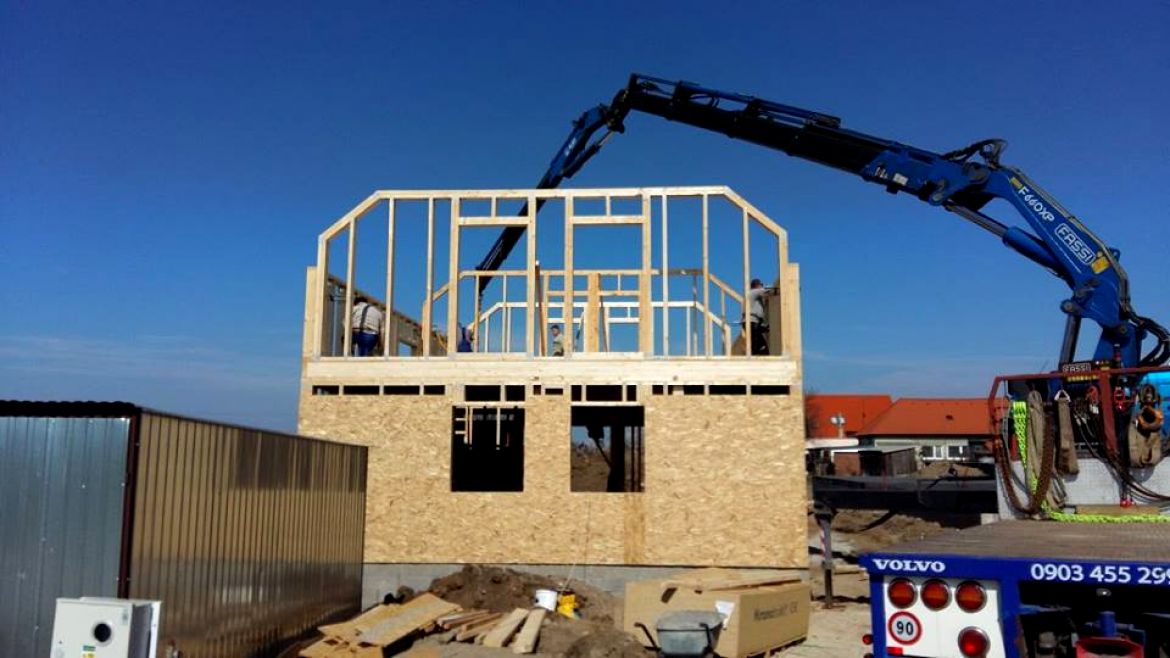 montované domy - Zavar
